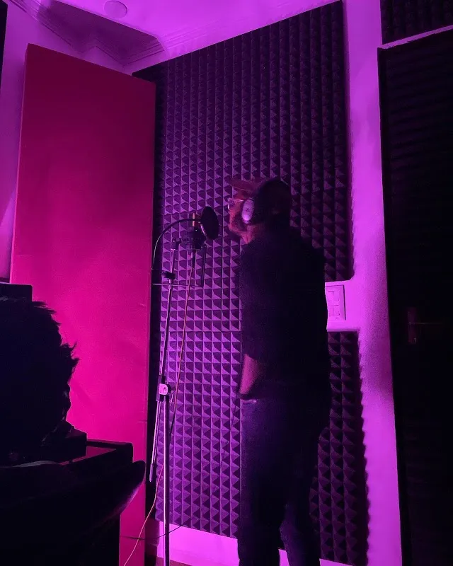 7 String Studios - Music Production & Recording Studio