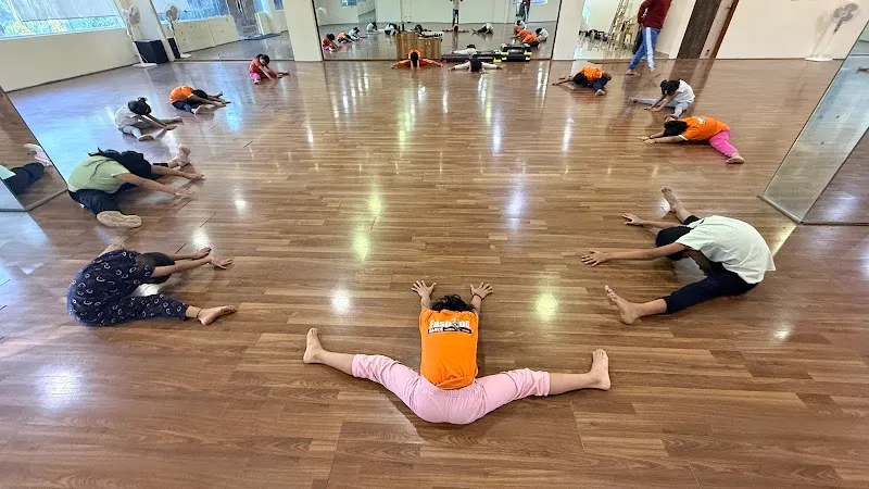 Fashion Dance Fitness Studio
