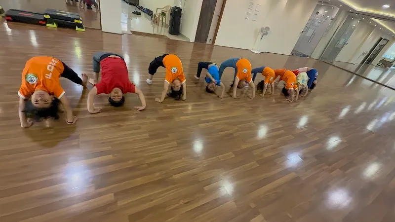 Fashion Dance Fitness Studio