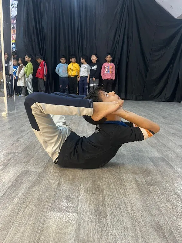Gantavya Dance Company - Sultanpur