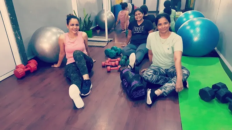 V2 Fitness Studio