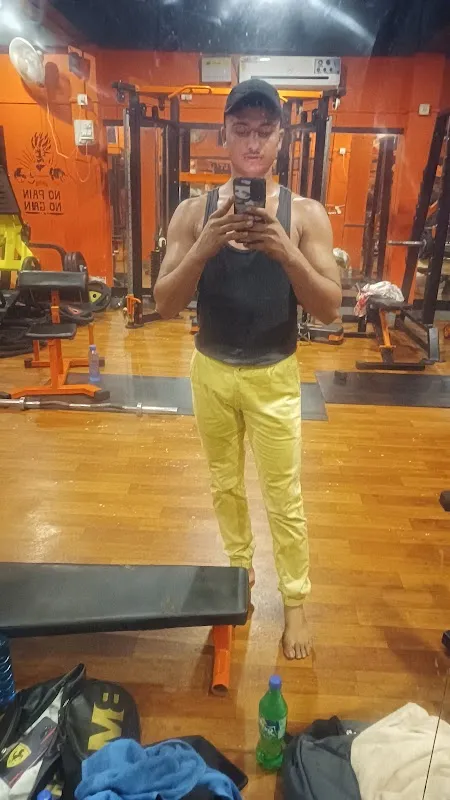 S R GLOBAL GYM