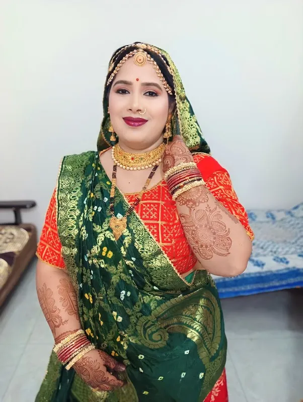 Dulhan Beauty salon (Archana khandal)