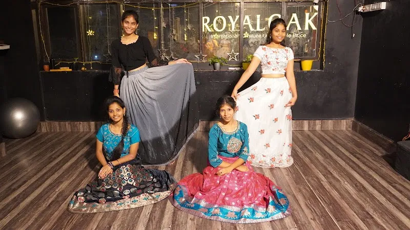 Dance School International
