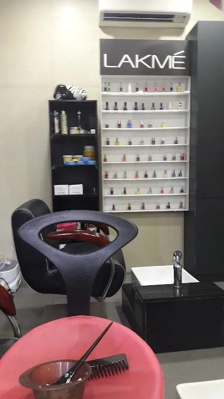 Lakme Salon For Him and Her in Panchapakhadi,Thane