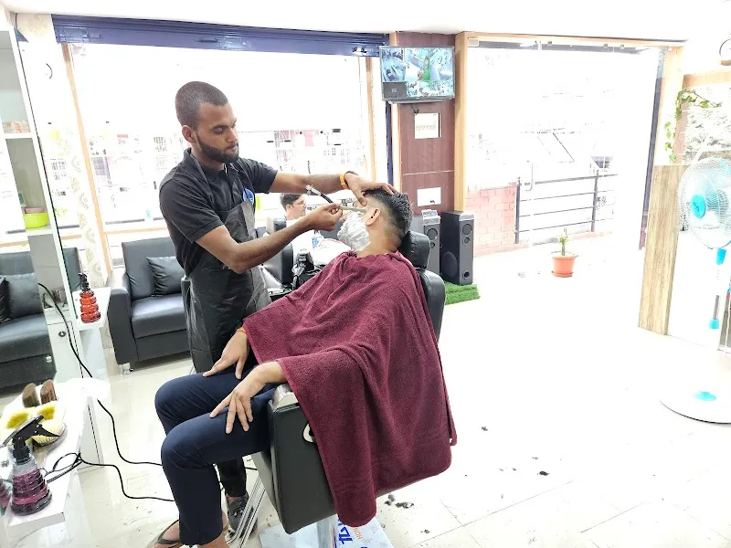 Neptune unisex parlour & beauty spa