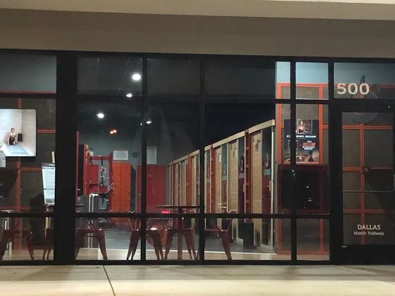 HOTWORX - Dallas, TX - Addison
