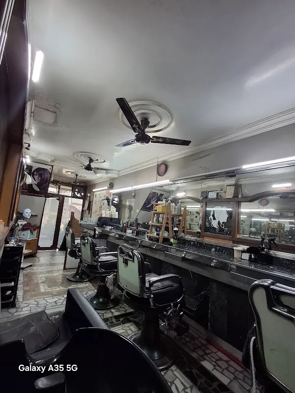 Kalapi Salon