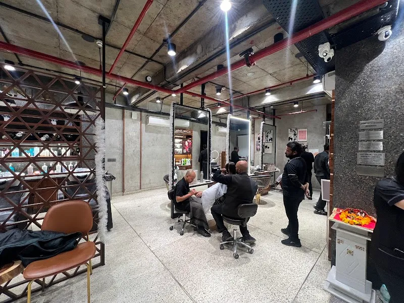 Geetanjali Salon - Hauz Khas Market, New Delhi