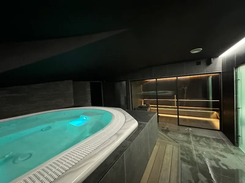 R.Fitness & Spa 24/7