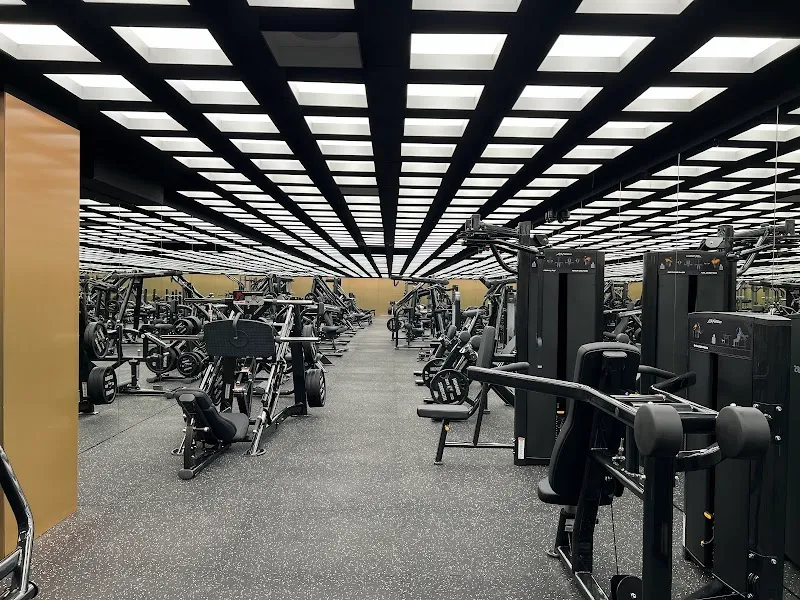 R.Fitness & Spa 24/7