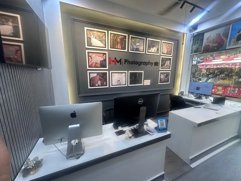 HM PHOTOGRAPHY STUDIO
