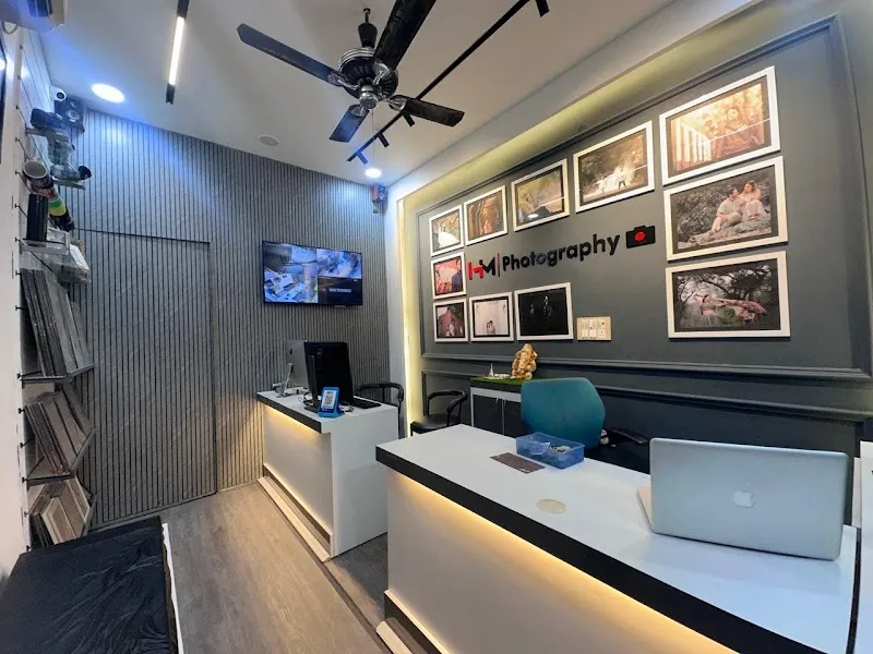 HM PHOTOGRAPHY STUDIO