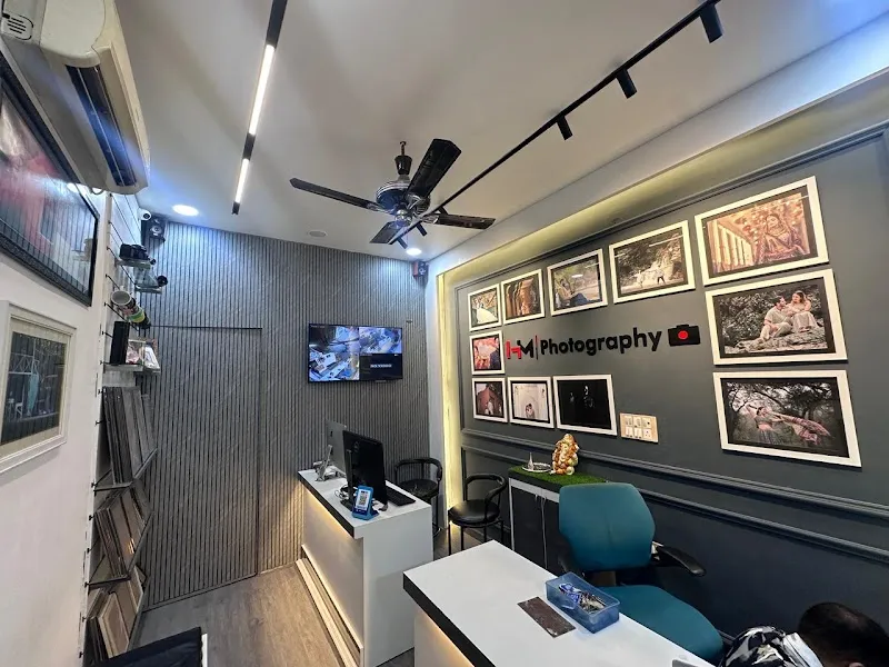 HM PHOTOGRAPHY STUDIO