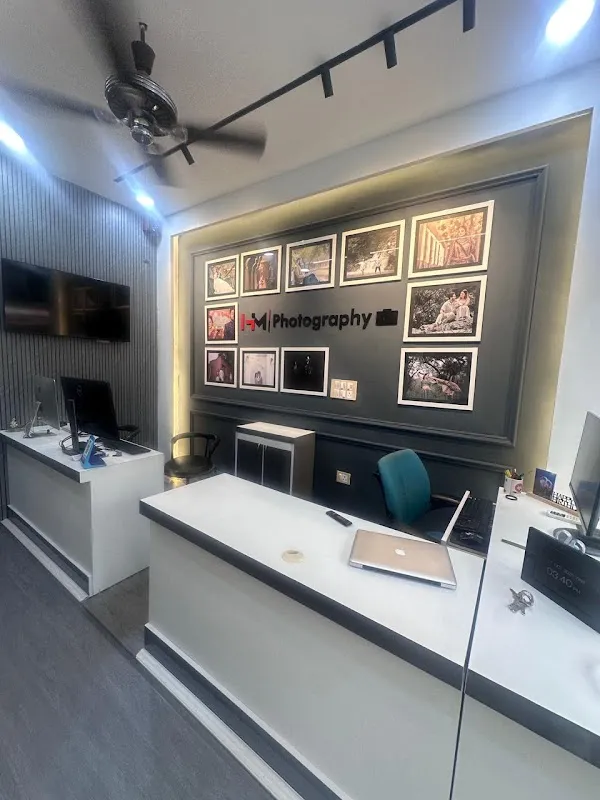 HM PHOTOGRAPHY STUDIO