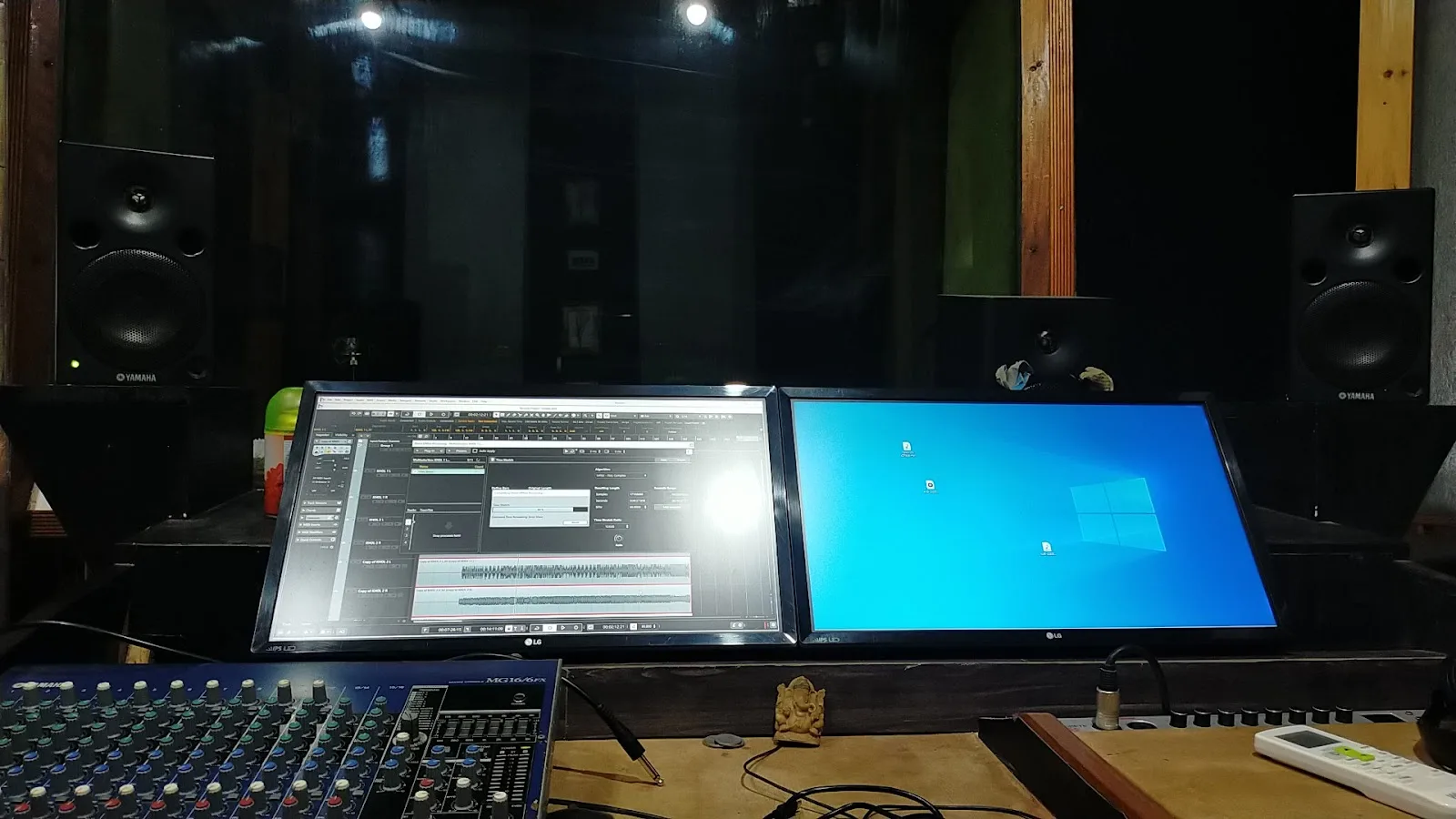 DREAMS STUDIO