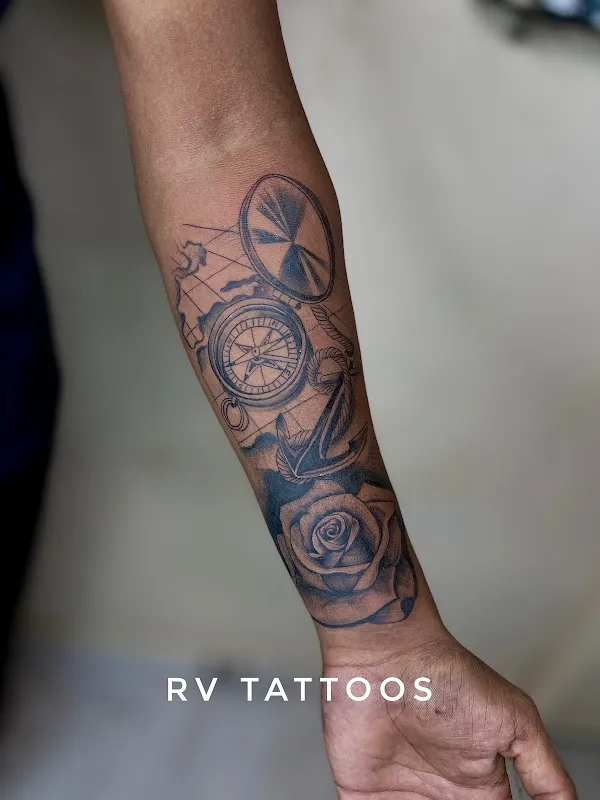 Rv Tattoos studio and classes