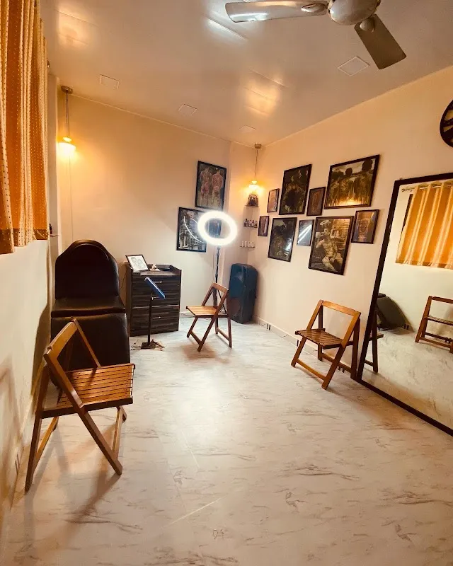 Rv Tattoos studio and classes