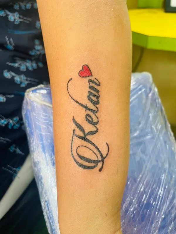Rv Tattoos studio and classes