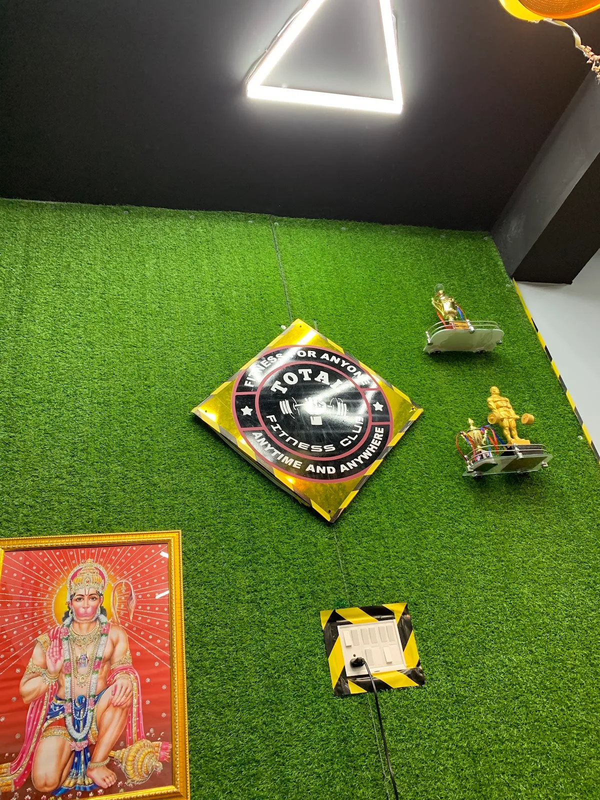 TOTAL fitness club