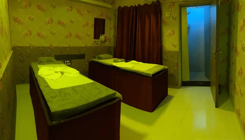 Riva Family Spa In Kandivali East