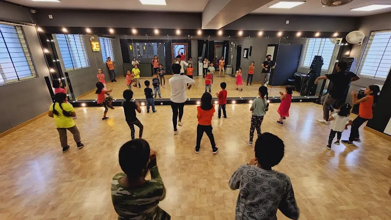 Energie Dance Crew