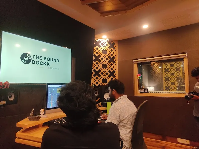 THE SOUND DOCKK