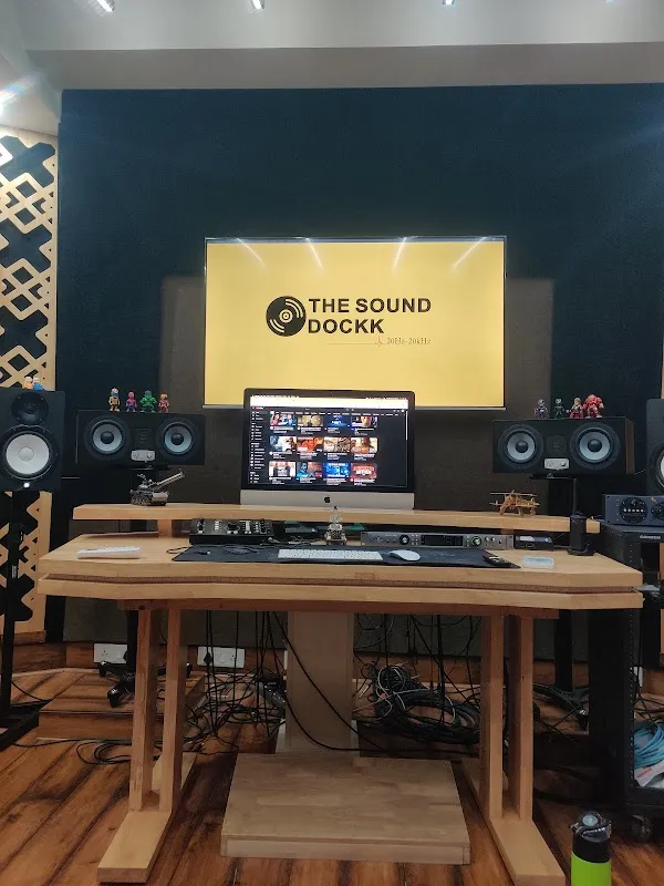 THE SOUND DOCKK
