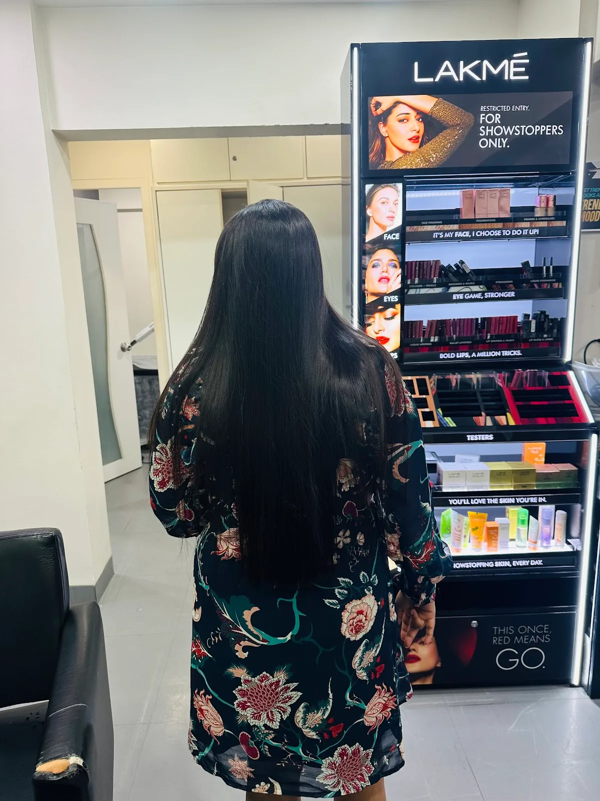 Lakme Salon For Him and Her in Chincholi Bunder,Malad,Mumbai