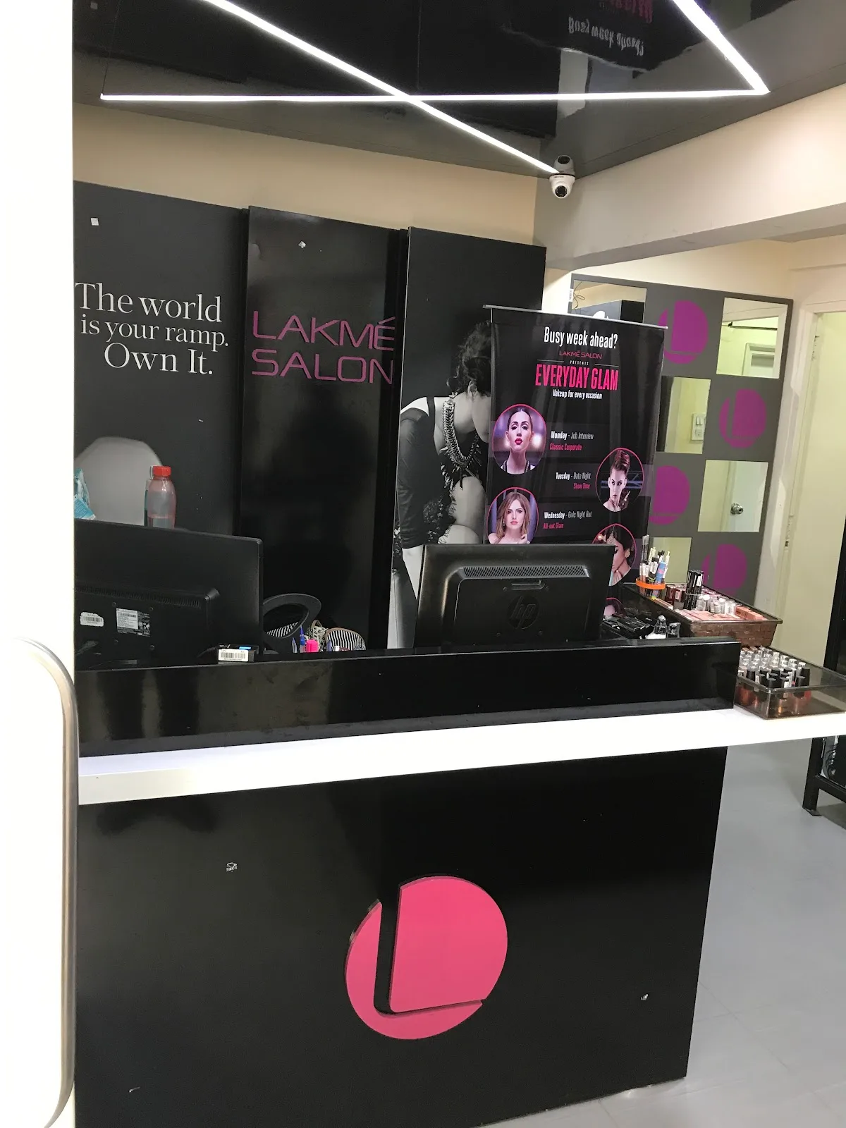 Lakme Salon For Him and Her in Chincholi Bunder,Malad,Mumbai
