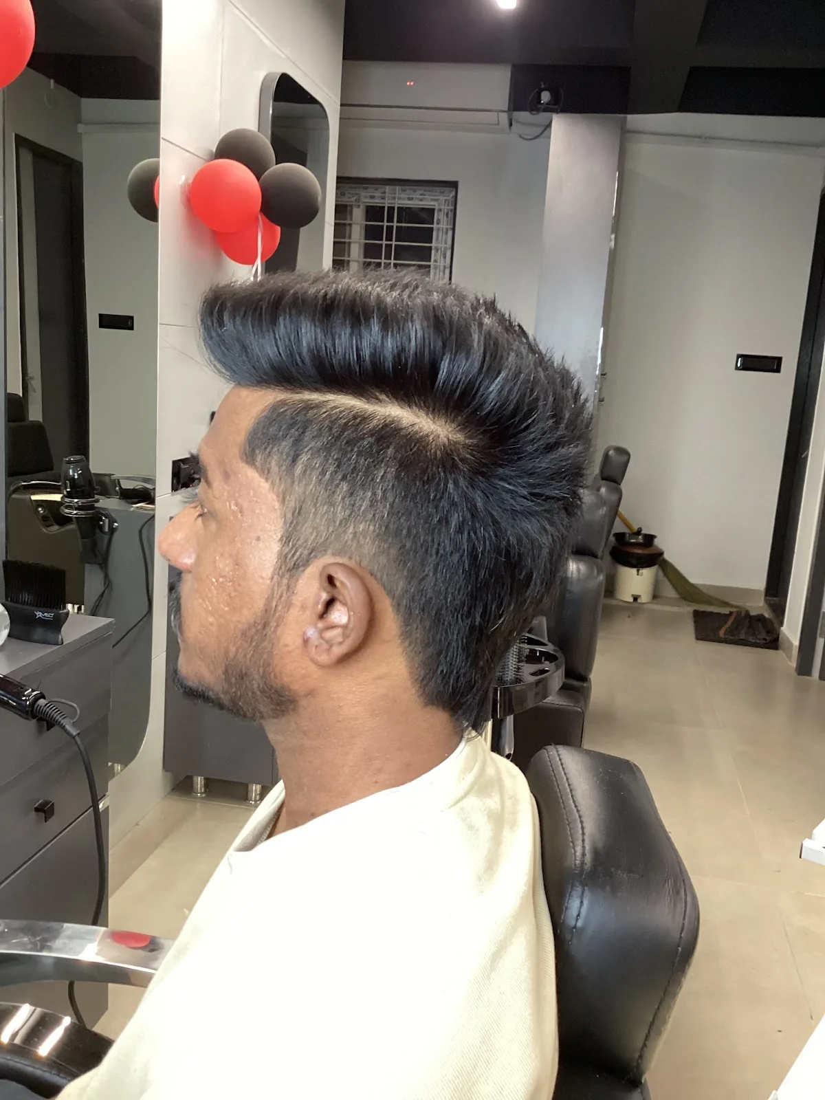 Retro Family Salon and tattoo Studio