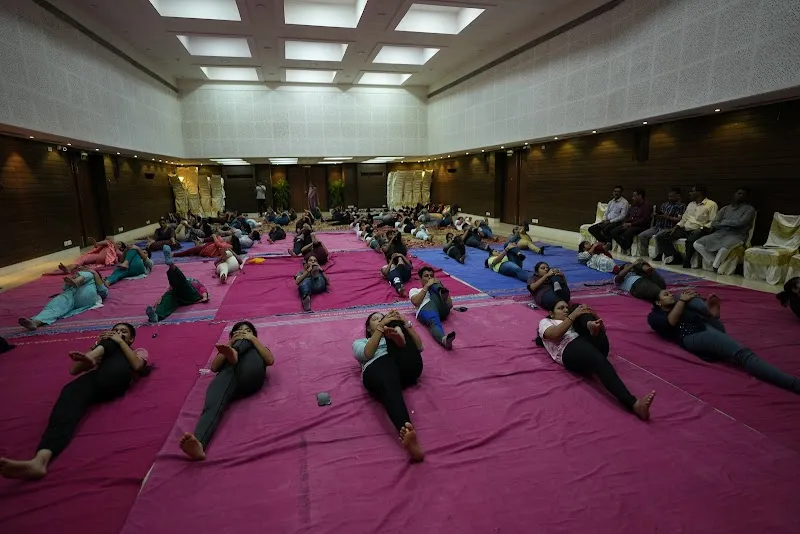 Yoga with Fennil