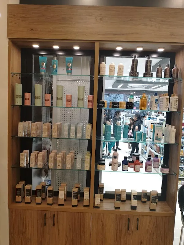 Solastaa Salon MSR - Bangalore