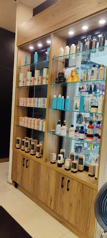 Solastaa Salon MSR - Bangalore