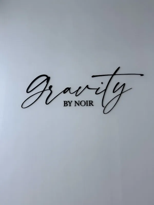 Gravity by Noir Studio