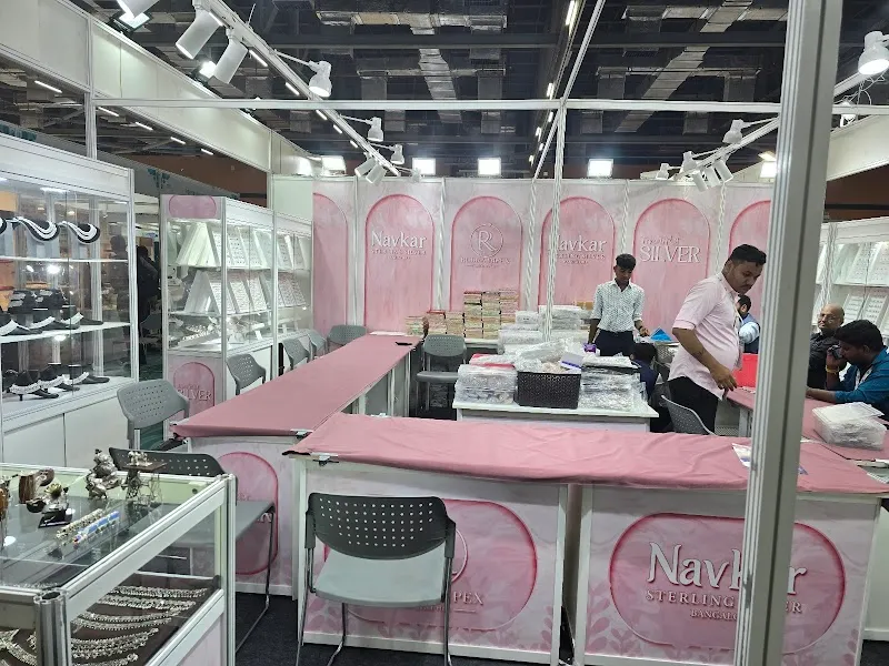 a2z artistixe advertising studio