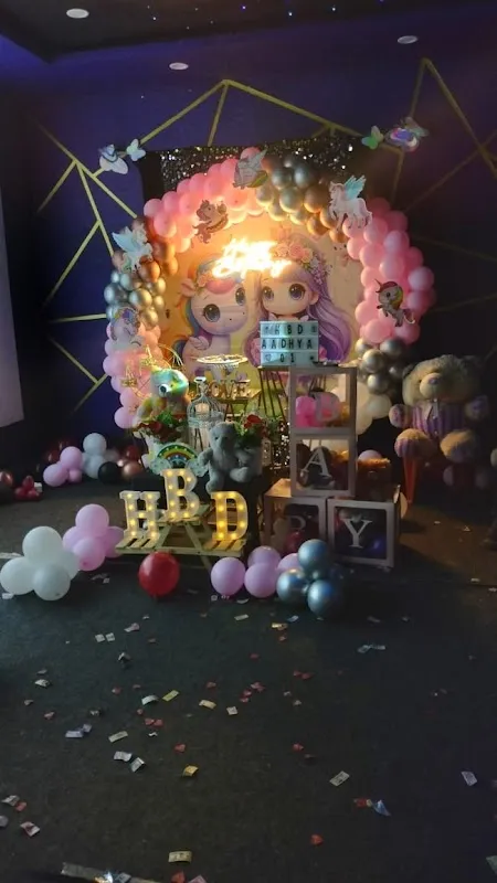 SPARKLING MOMENTS MINI THEATRE