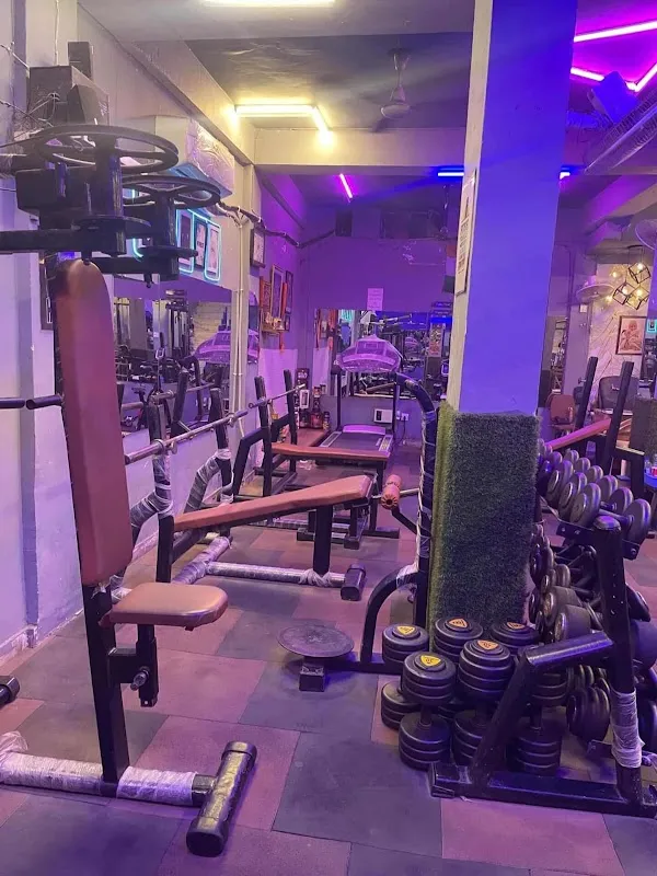 Bobby's Gym Unisex Fitness