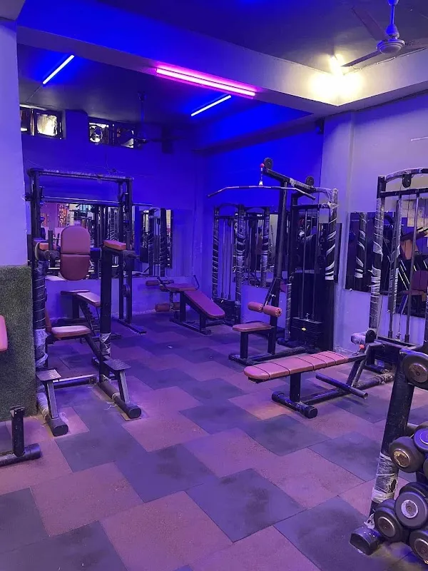 Bobby's Gym Unisex Fitness