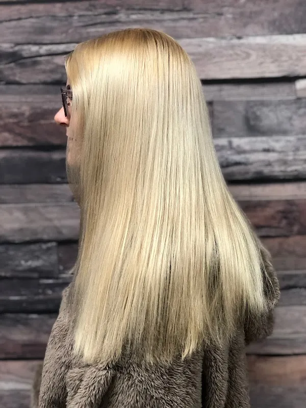 Artistic Edge Salon LLC