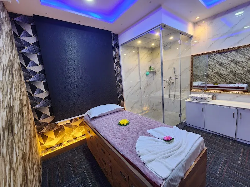 spaaholic wellness