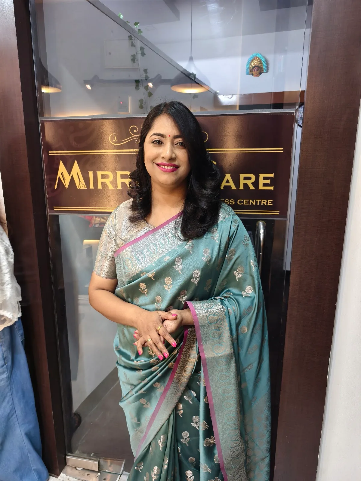 Mirror Care (Beauty Parlour & Family Salon)