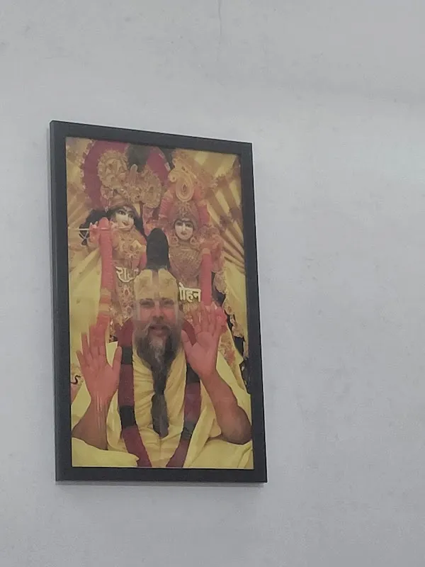 Interior Hub Frame Studio