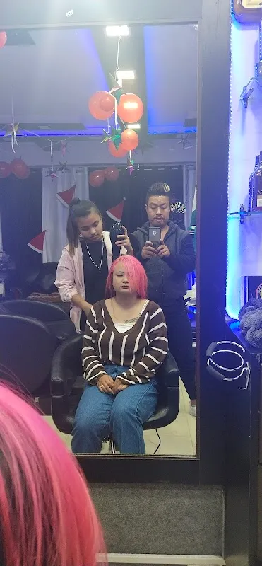 Style mantra family salon