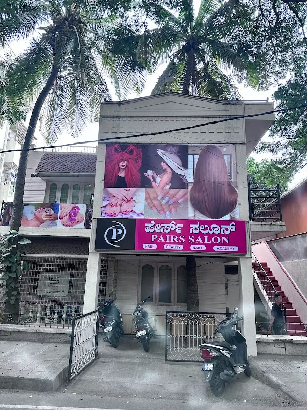 Pairs Salon