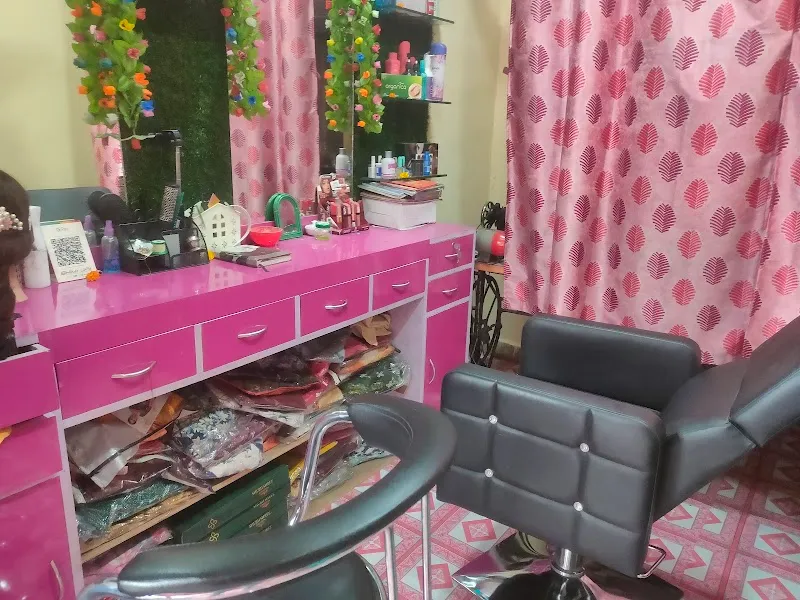 Khushi Beauty Salon & Classes