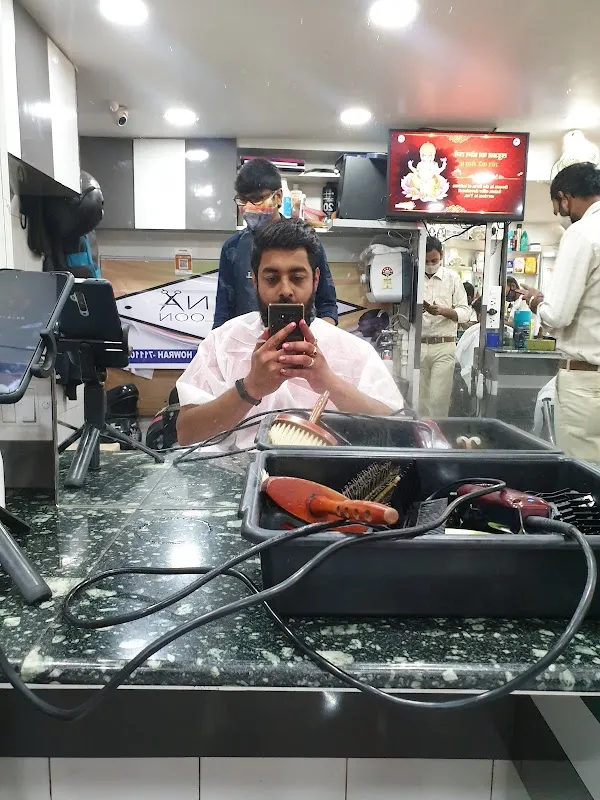 Munna Ideal Salon | Best Hairdresser Parlour in Howrah/Kolkata