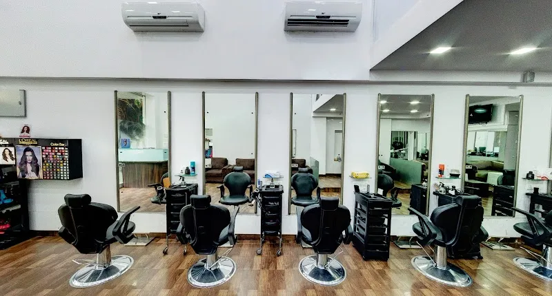 X Beauty hub (Salon)