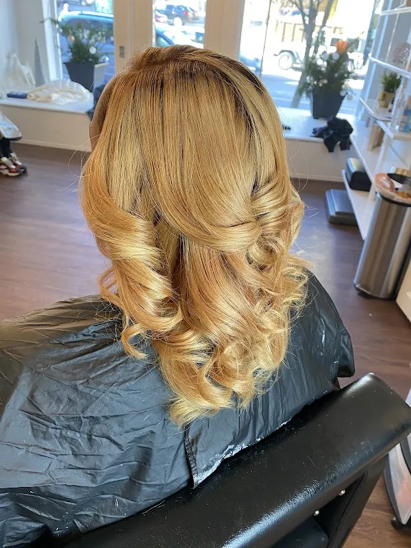 Shades of Yelloh (Holley’s)