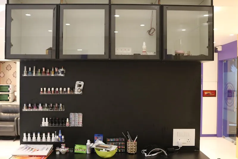 QBS Salon Gurunanak Colony